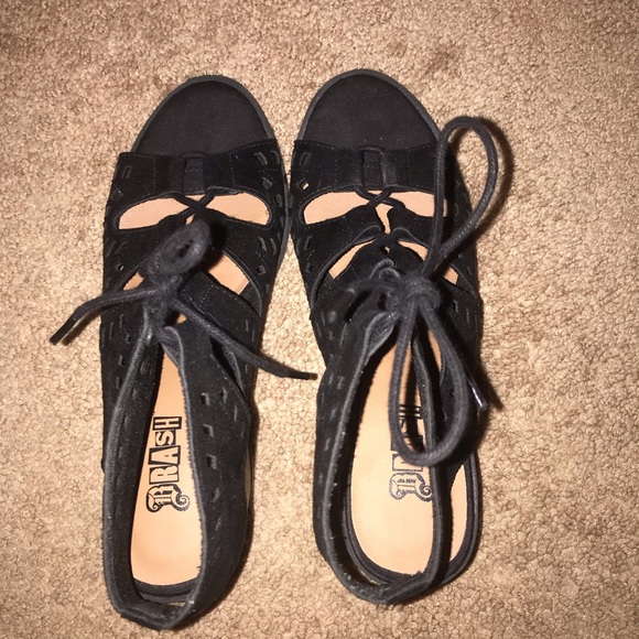 black lace up heels - Picture 2 of 5